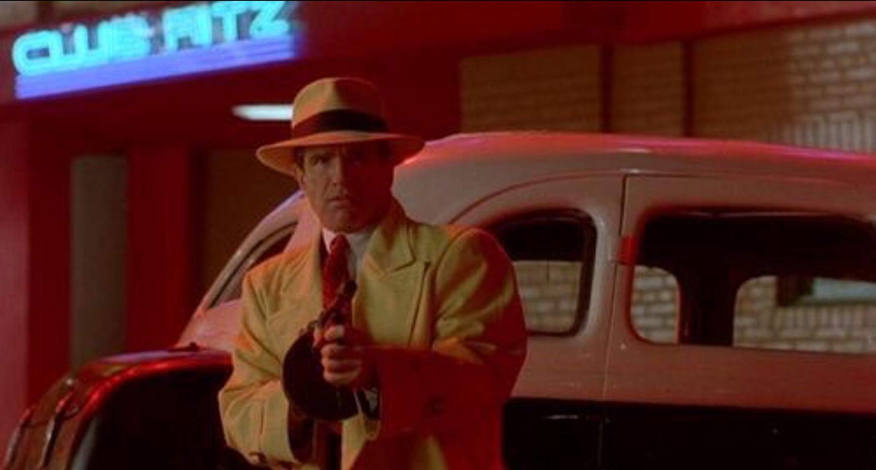 Warren Beatty (also the film's director) as the comic-book detective in Dick Tracy (1990)