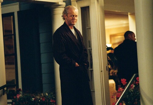 David Morse as the next door neighbourh who may be a serial killer in Disturbia (2007)