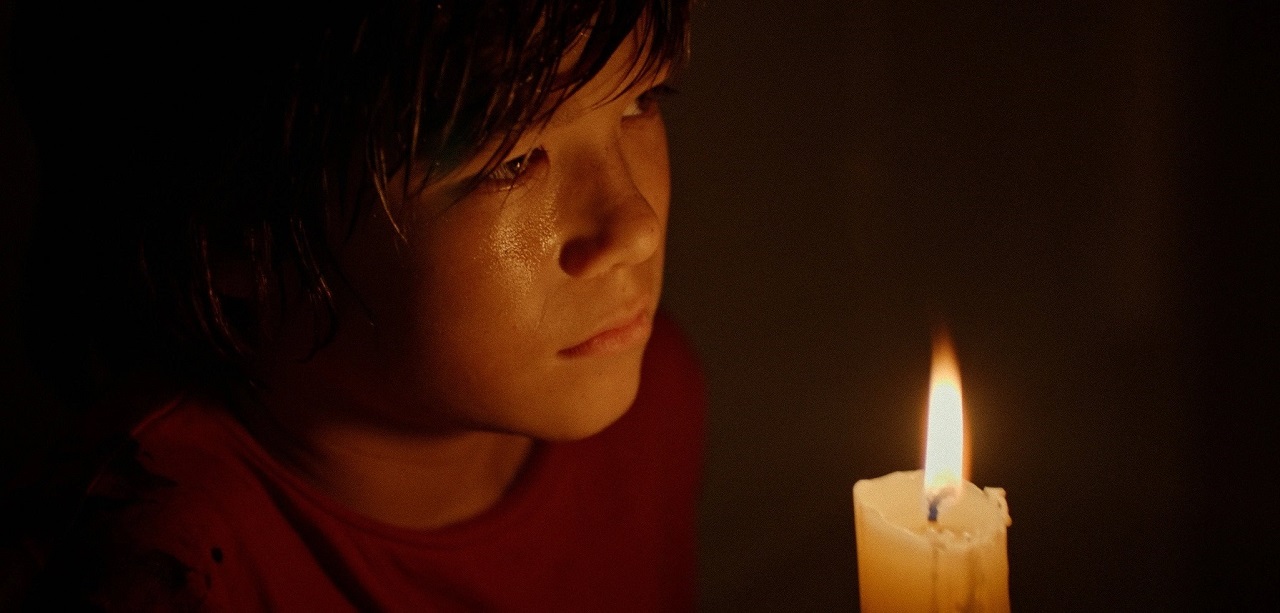 Ezra Dewey as Dylan in Djinn (2021)