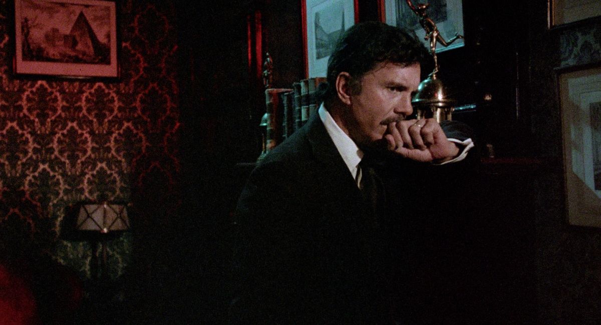 Cliff Robertson seemingly haunted by his wife's ghost in Dominique (1978)