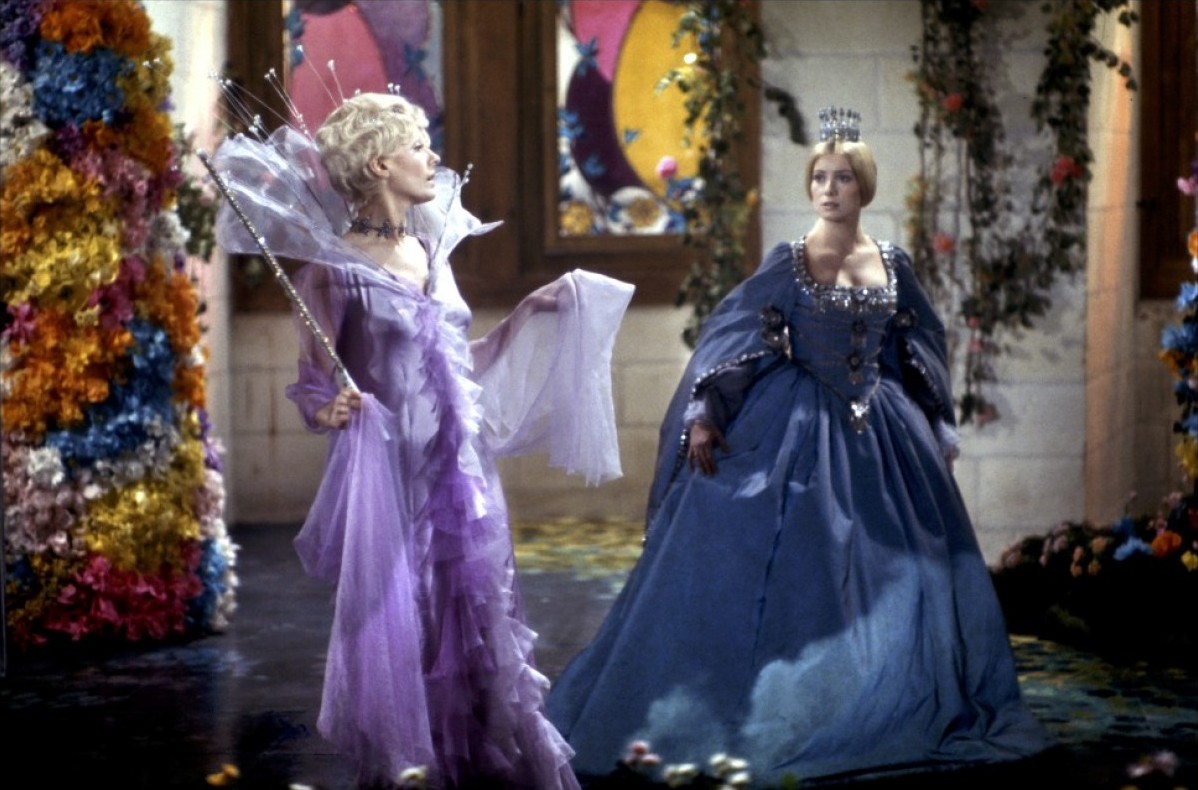  (l to r) the Fairy Godmother (Delphine Seyrig) and The Princess (Catherine Deneuve) in Donkey Skin (1970)