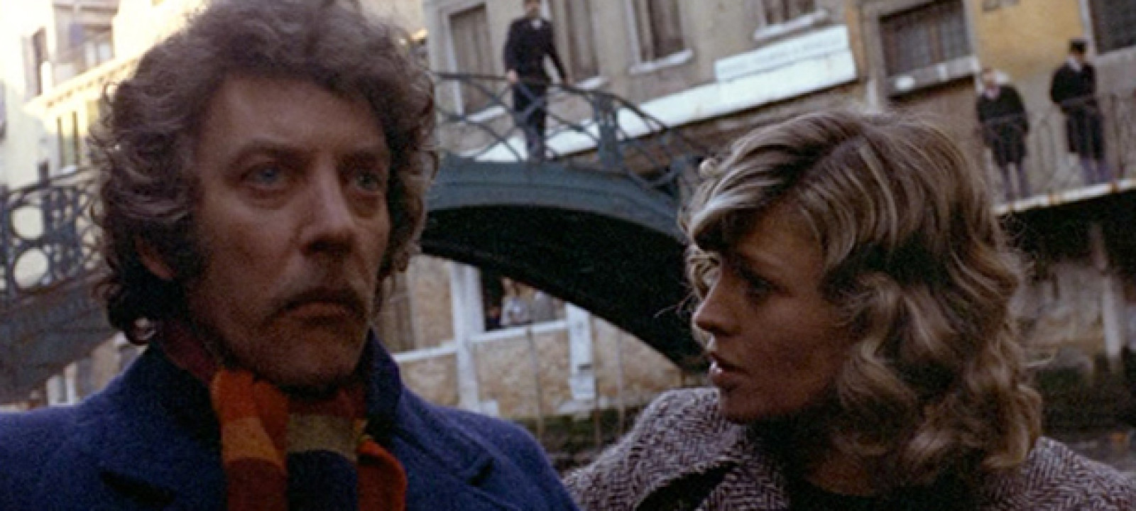 Donald Sutherland, Julie Christie in Venice in Don't Look Now (1973)