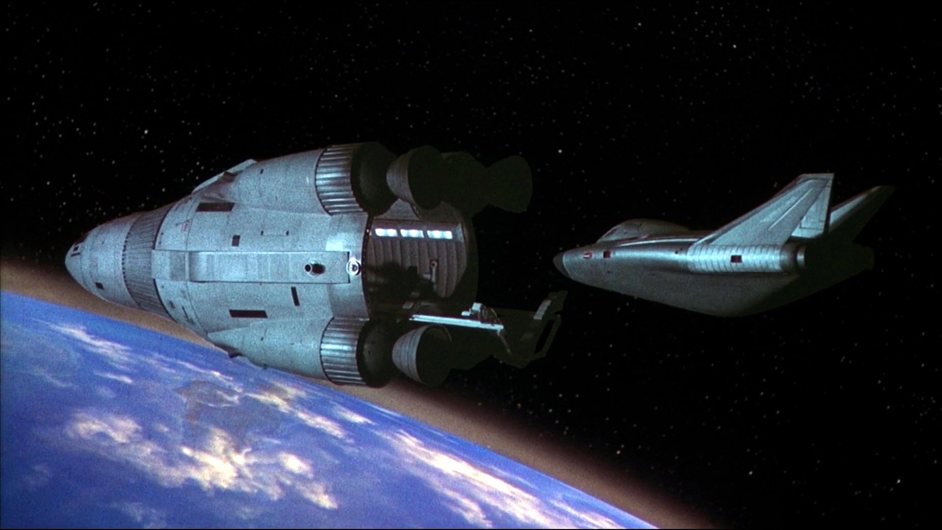 Space journey to the far side of the sun in Doppelganger (1969)