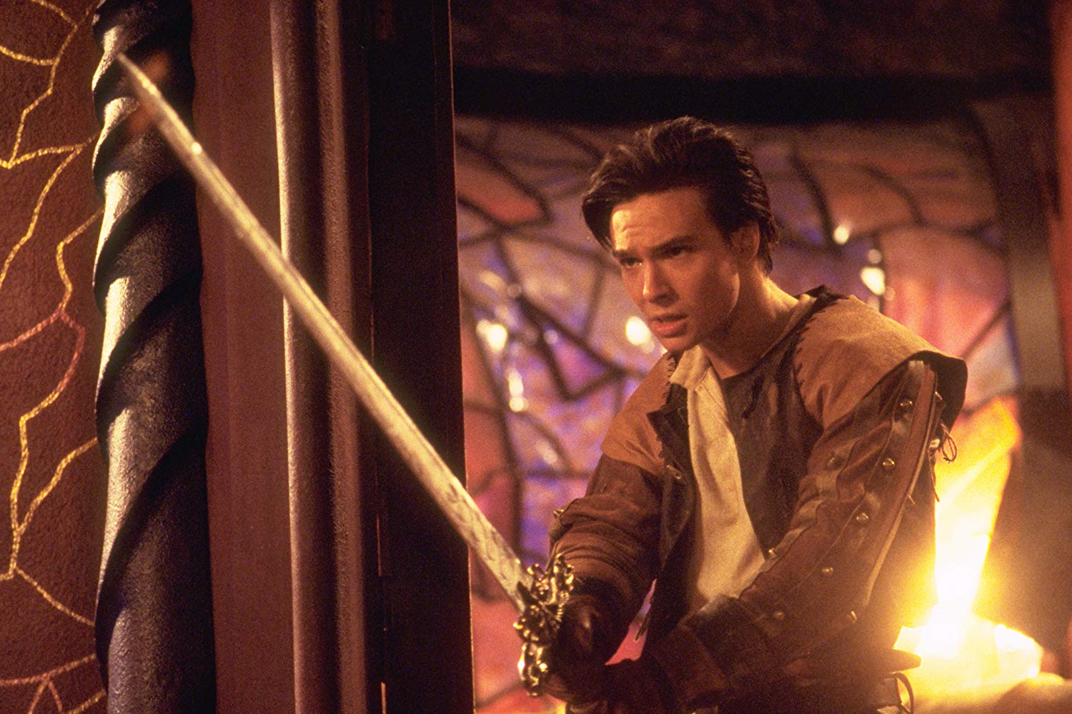 The thief Ridley Freeborn (Justin Whalin) in Dungeons and Dragons (2000)