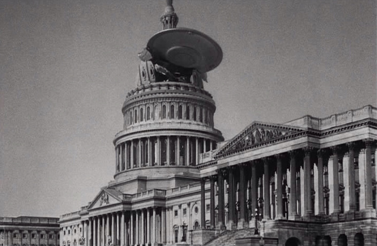 A flying saucer hits the Capitol Building in Earth Vs the Flying Saucers (1956)