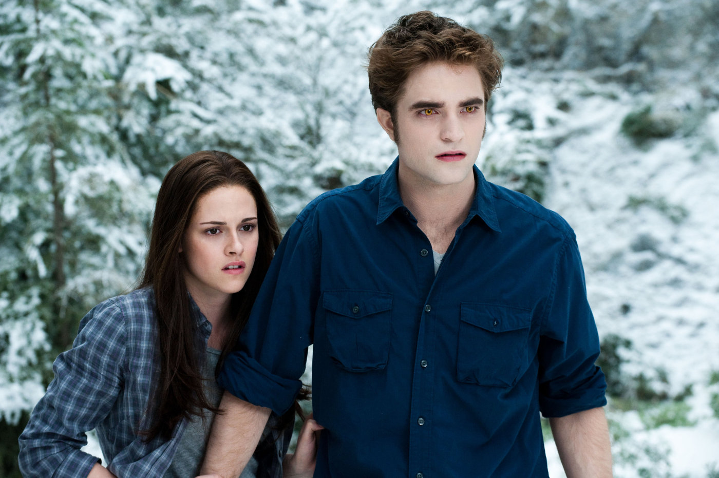 Bella Swan (Kirsten Stewart), Edward Cullen (Robert Pattinson) in Eclipse (2010)