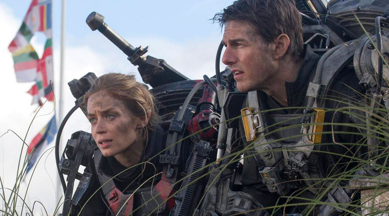 Tom Cruise and Emily Blunt caught in a timeloop in Edge of Tomorrow (2014)