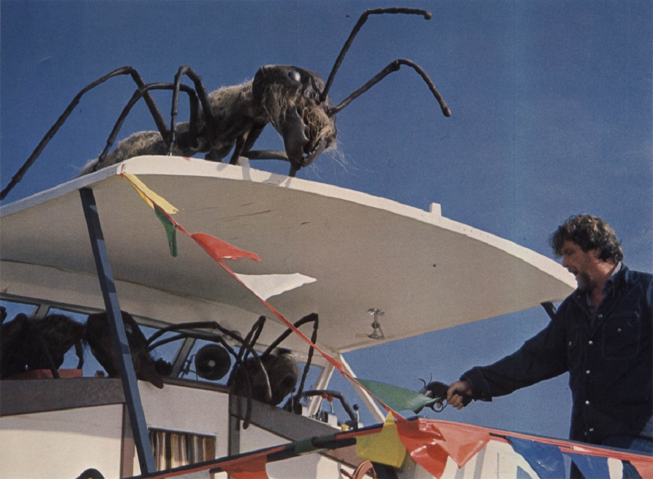 Robert Lansing faces giant ants in Empire of the Ants (1977)