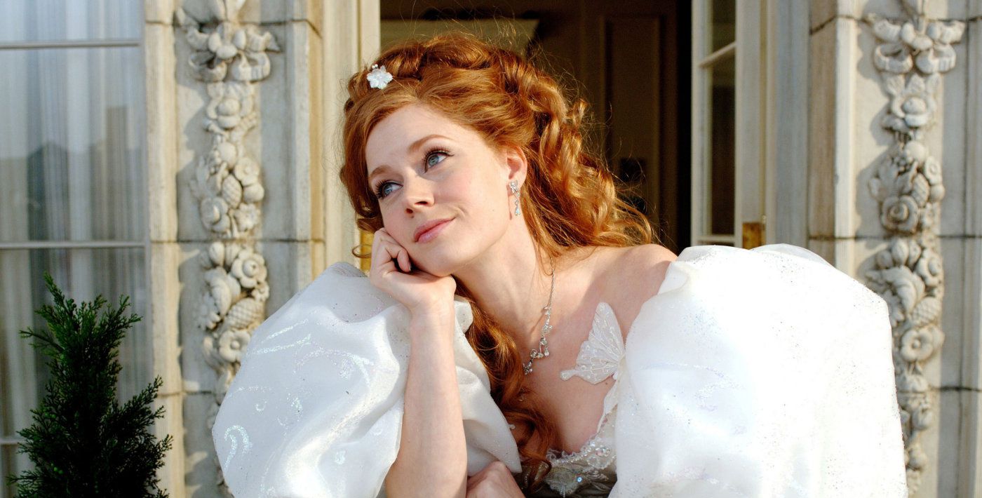 Giselle (Amy Adams), an animated fairytale princess in the real world in Enchanted (2007)