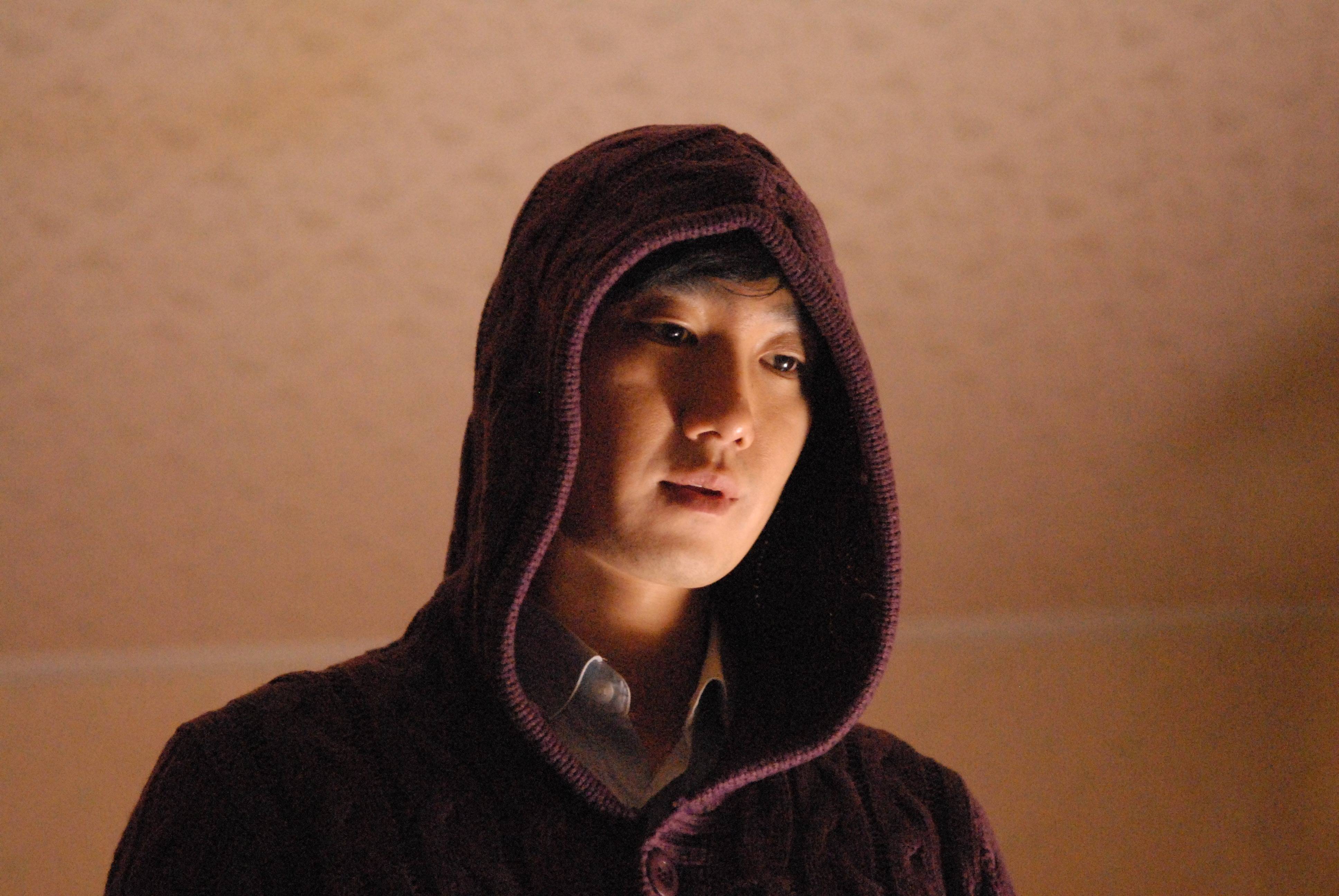 Yoo Sung-Bok in The End of the Animal (2010)