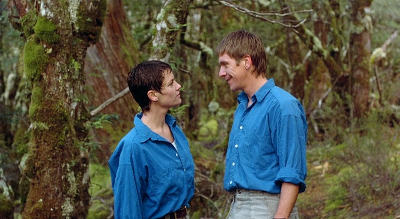 She (Ullie Birvé) and The Man (Syd Brisbane) in the Australian Outback  in Epsilon (1997)