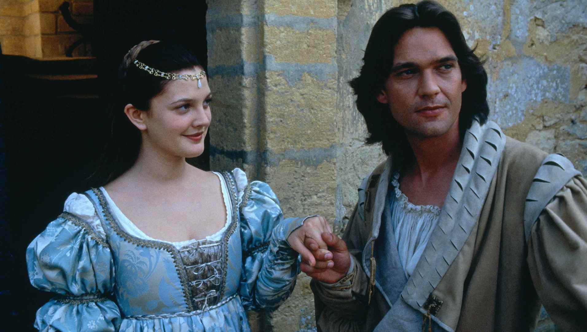 Drew Barrymore as Danielle and Dougray Scott as Prince Henry in EverAfter (1998)