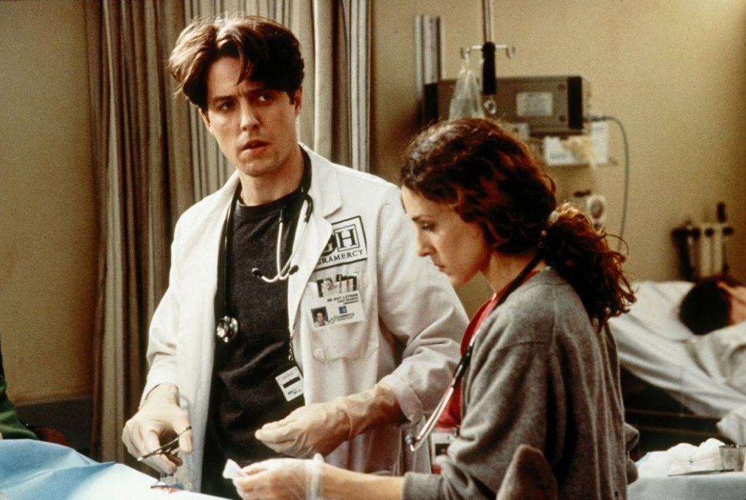 ER doctor Hugh Grant and his girlfriend, nurse Sarah Jessica Parker in Extreme Measures (1996)