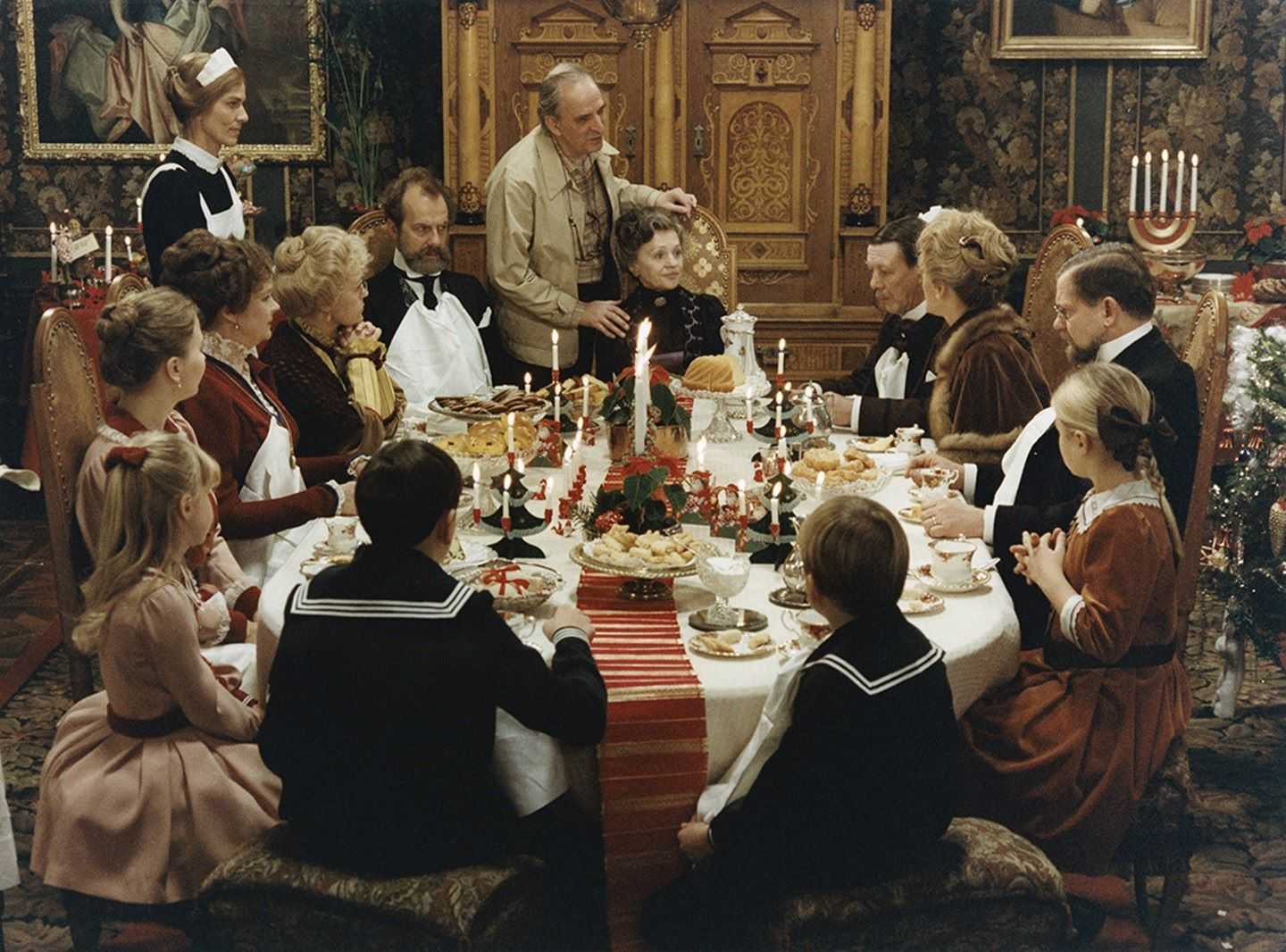 Ingmar Bergman directing the Ekdahl family Christmas dinner scene in Fanny and Alexander (1982)