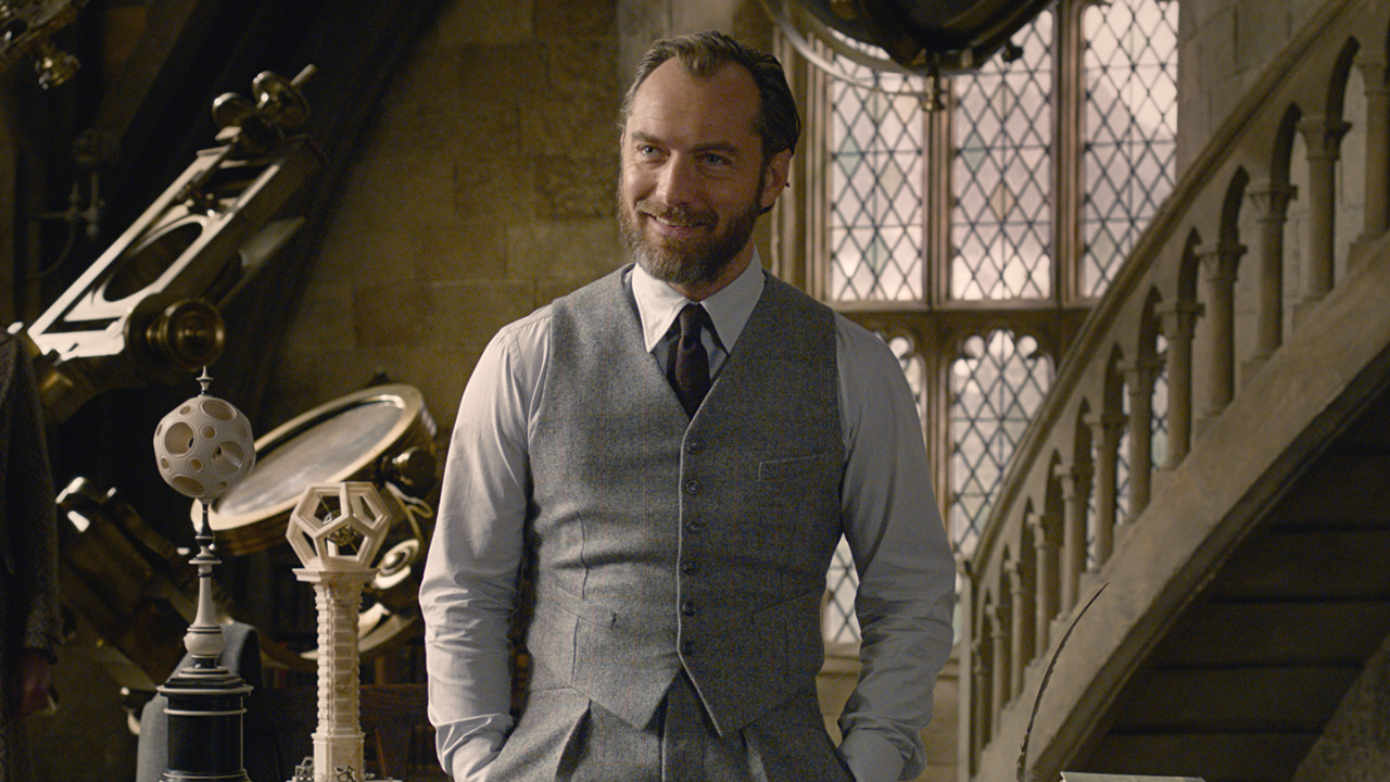 Jude Law as the young Professor Dumbledore in Fantastic Beasts: The Crimes of Grindelwald (2018)