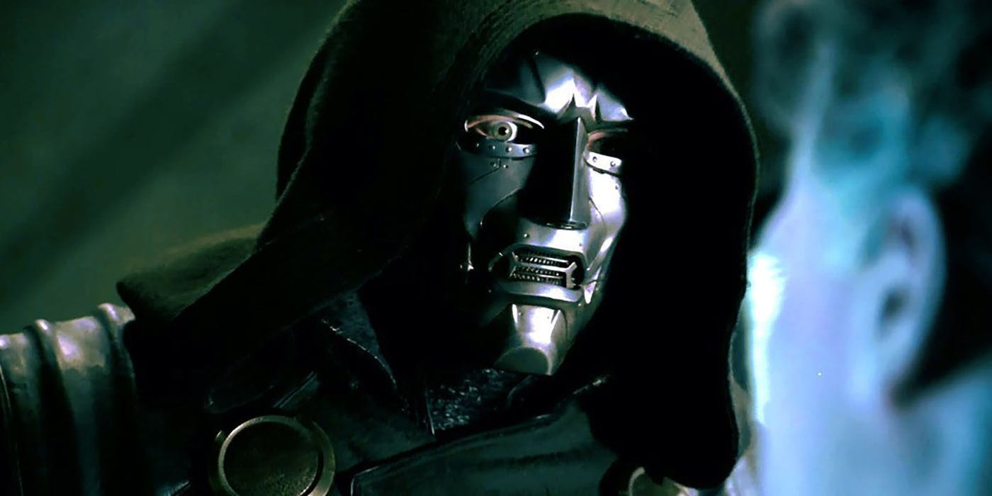 Victor Von Doom (Julian McMahon) in Fantastic Four (2005)