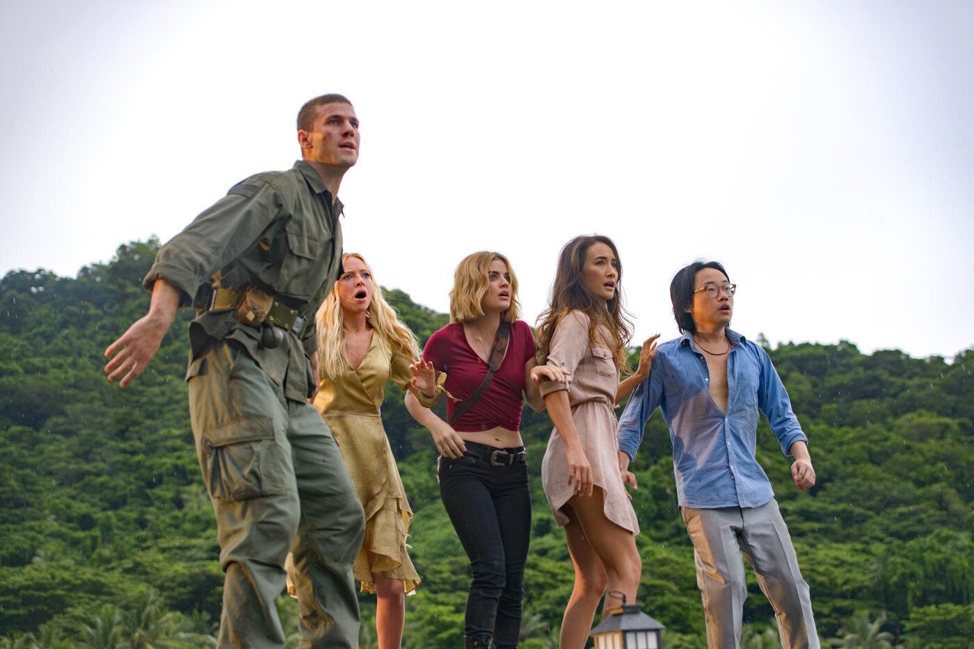 The guests - Austin Stowell, Portia Doubleday, Lucy Hale, Maggie Q and Jimmy O. Yang in Fantasy Island (2020)