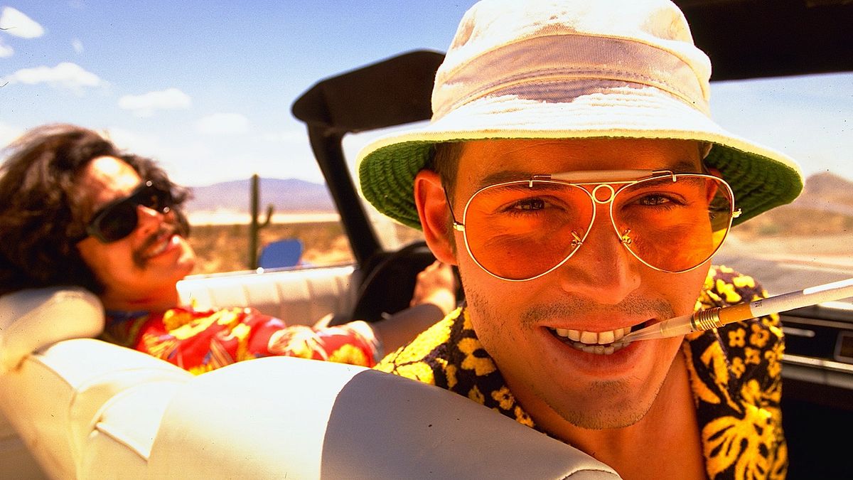 (l to r) Benicio Del Toro as Dr Gonzo and Johnny Depp as Raoul Duke, stand-in for Hunter S. Thompson in Fear and Loathing in Las Vegas (1998)