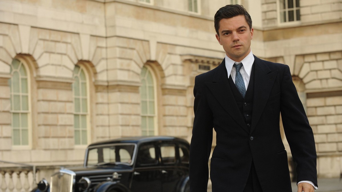 Dominic Cooper as James Bond creator Ian Fleming in Fleming: The Man Who Would Be Bond (2014)