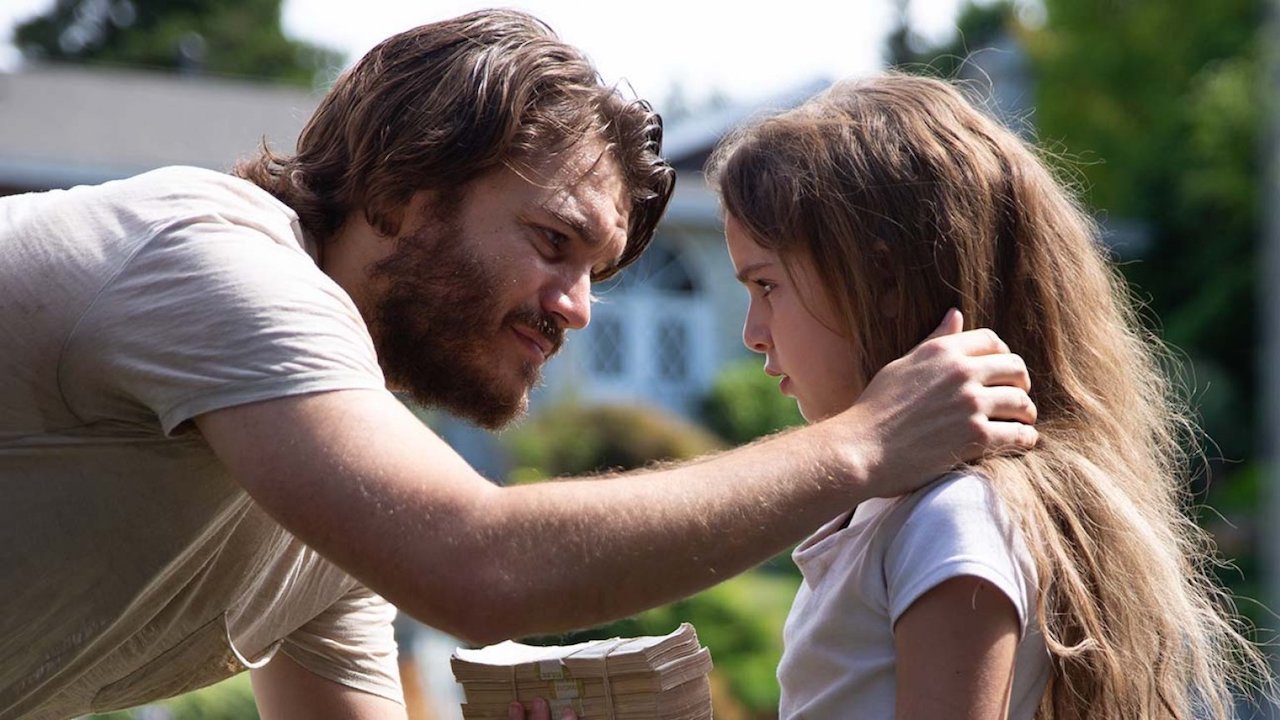 Father Emile Hirsch and daughter Lexy Kolker in Freaks (2018)