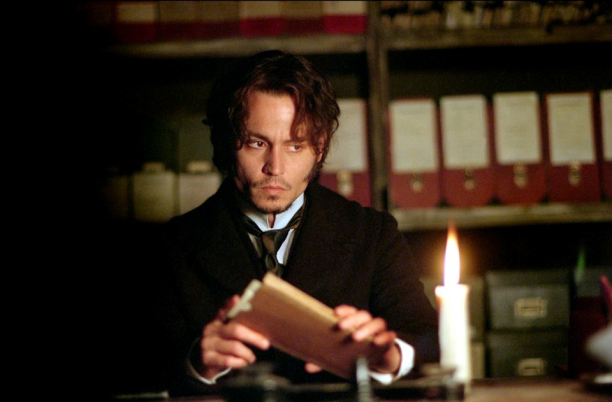 Inspector Abberline (Johnny Depp) in From Hell (2001)