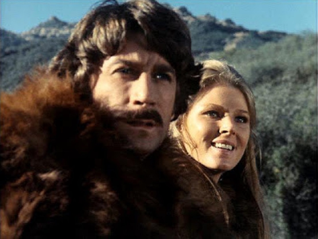 Revived 20th Century scientist Dylan Hunt (Alex Cord) and Lyra-a (Mariette Hartley) in Genesis II (1973)