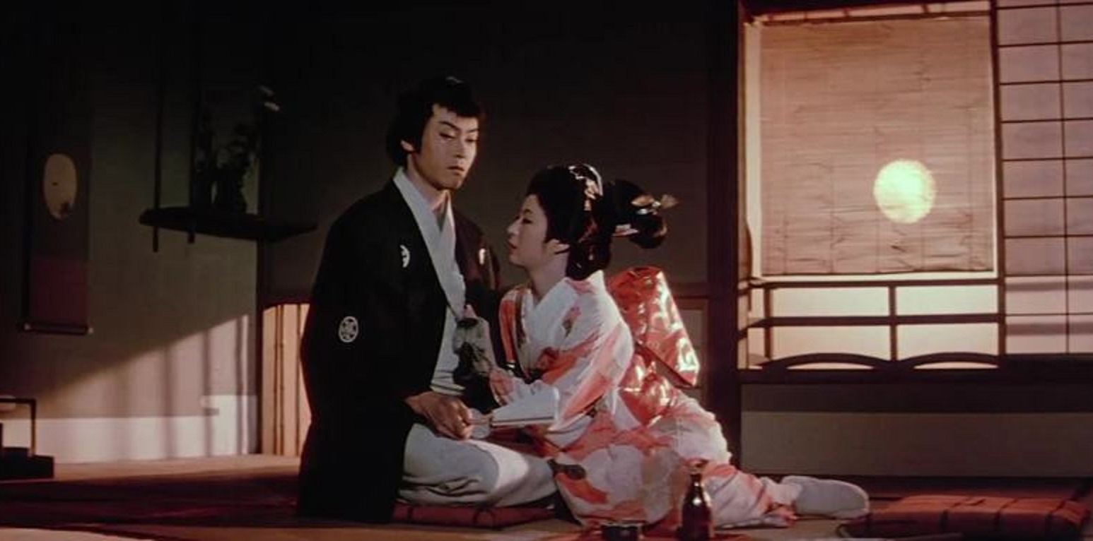 The samurai Iemon (Shigeru Amachi) and his wife Oiwa (Katsuko Wakasugi) in Ghost Story of Yotsuya (1959)