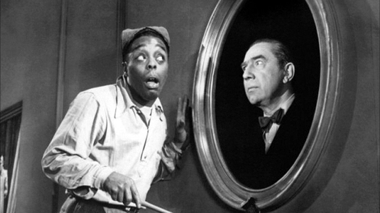 Sunshine Sammy Morrison encounters Bela Lugosi in Ghosts on the Loose (1943)