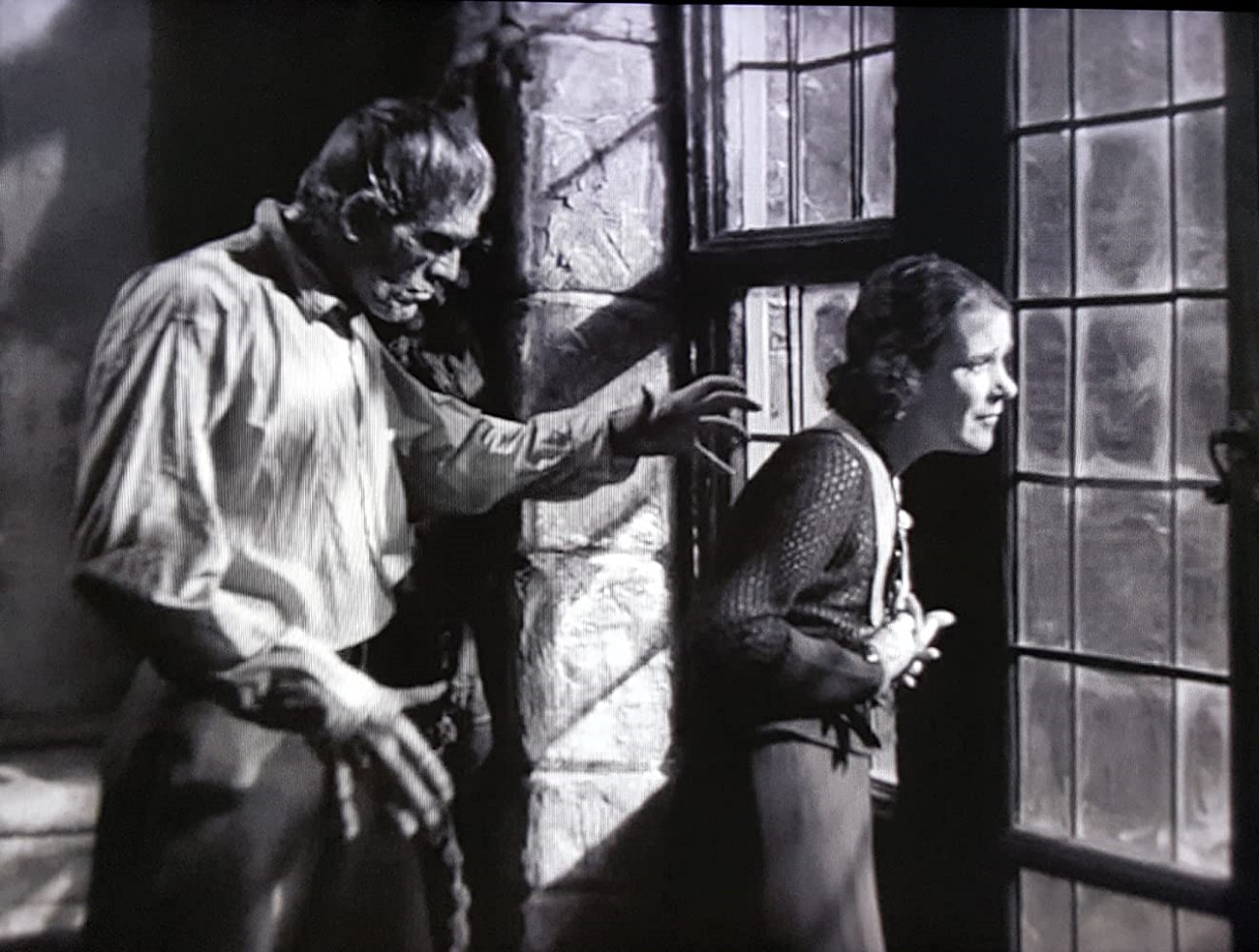 Boris Karloff stalks Dorothy Hyson in The Ghoul (1933) 