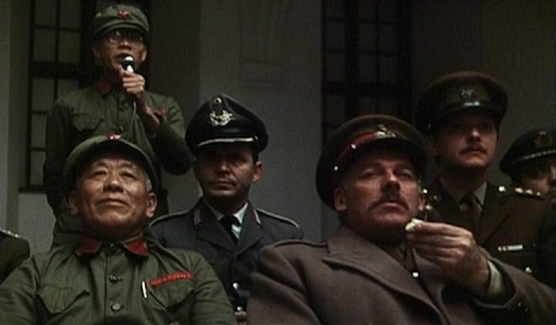 The watching generals in The Gladiators (1969)