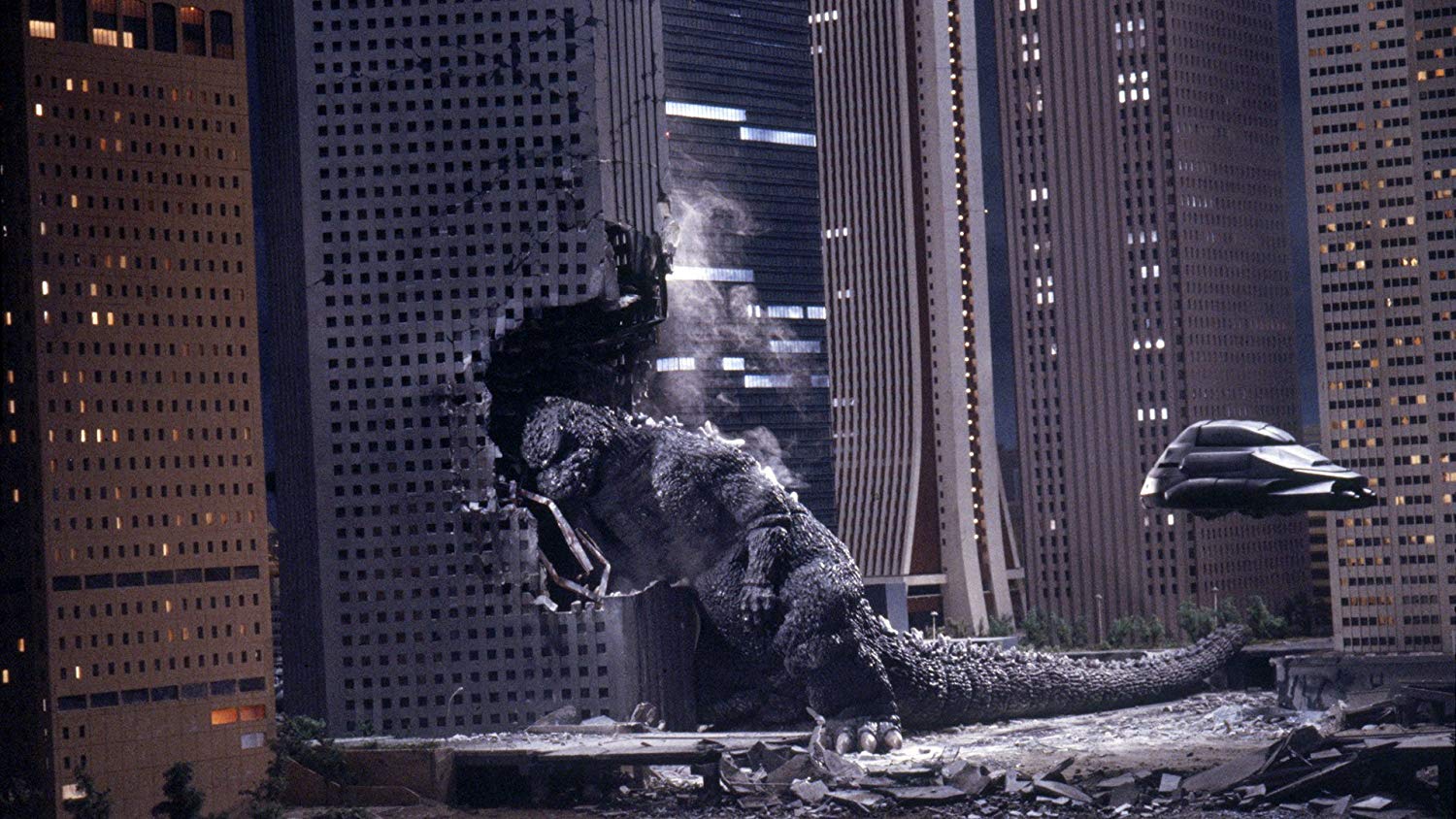 The Super-X fighter tries to stop Godzilla's rampage through Tokyo in Godzilla 1985 (1984)