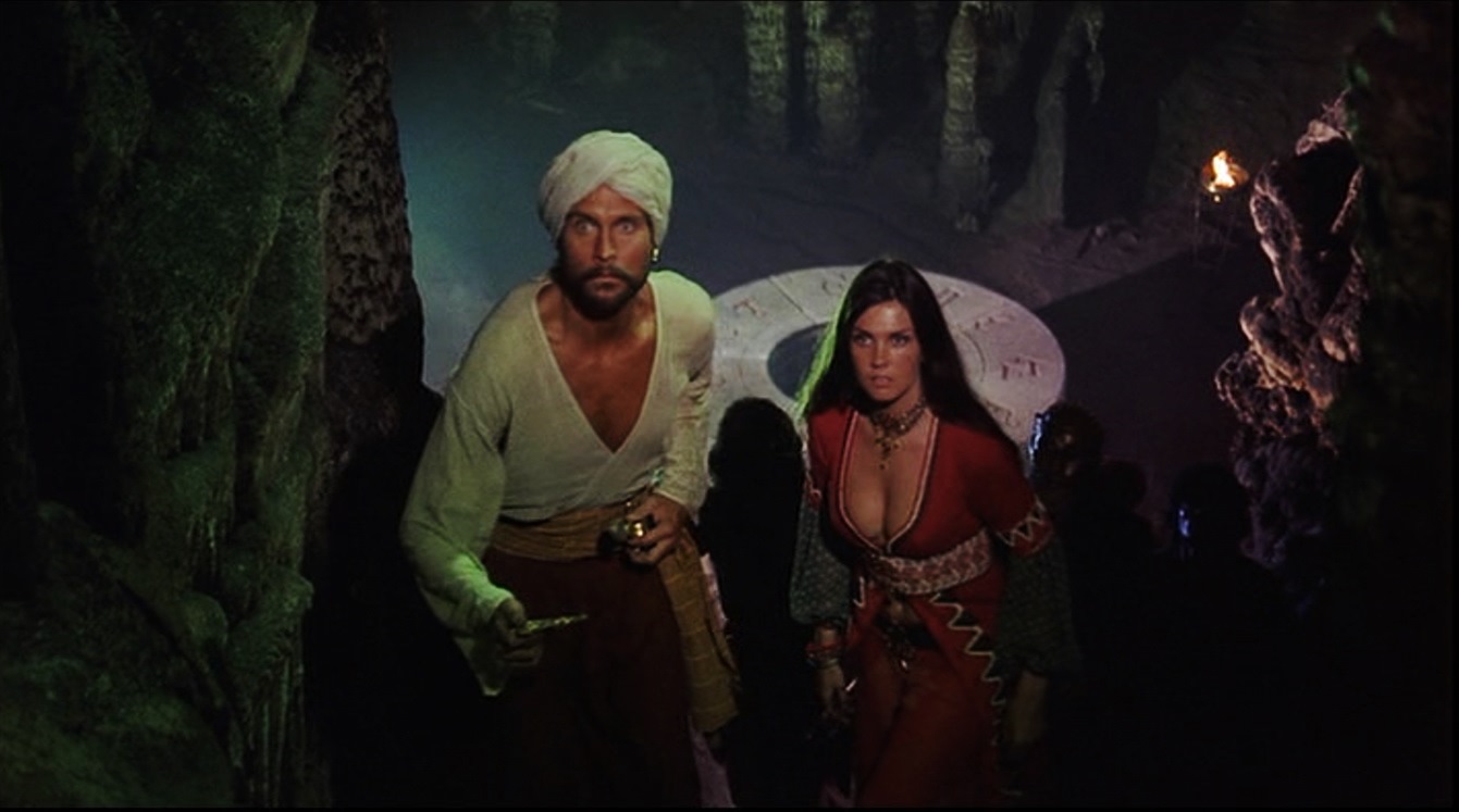 Sinbad (John Philip Law) and the slave girl Margiana (Caroline Munro) in The Golden Voyage of Sinbad (1973)