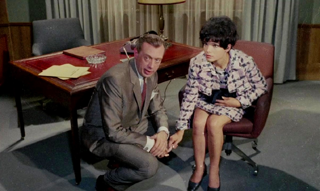 Inspector Perkins (Horst Tappert) and Uschi Glas