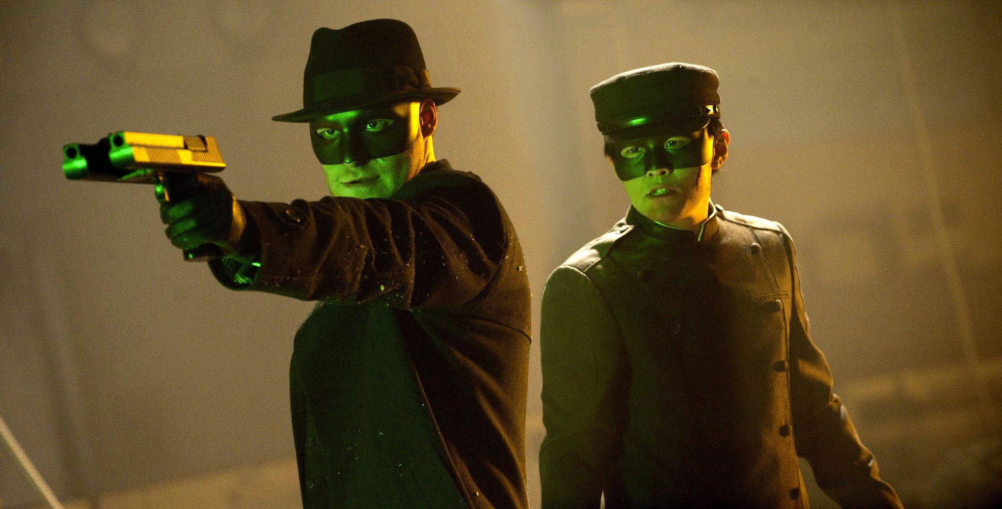 (l to r) The Green Hornet (Seth Rogen) and Kato (Jay Chou) in The Green Hornet (2011)