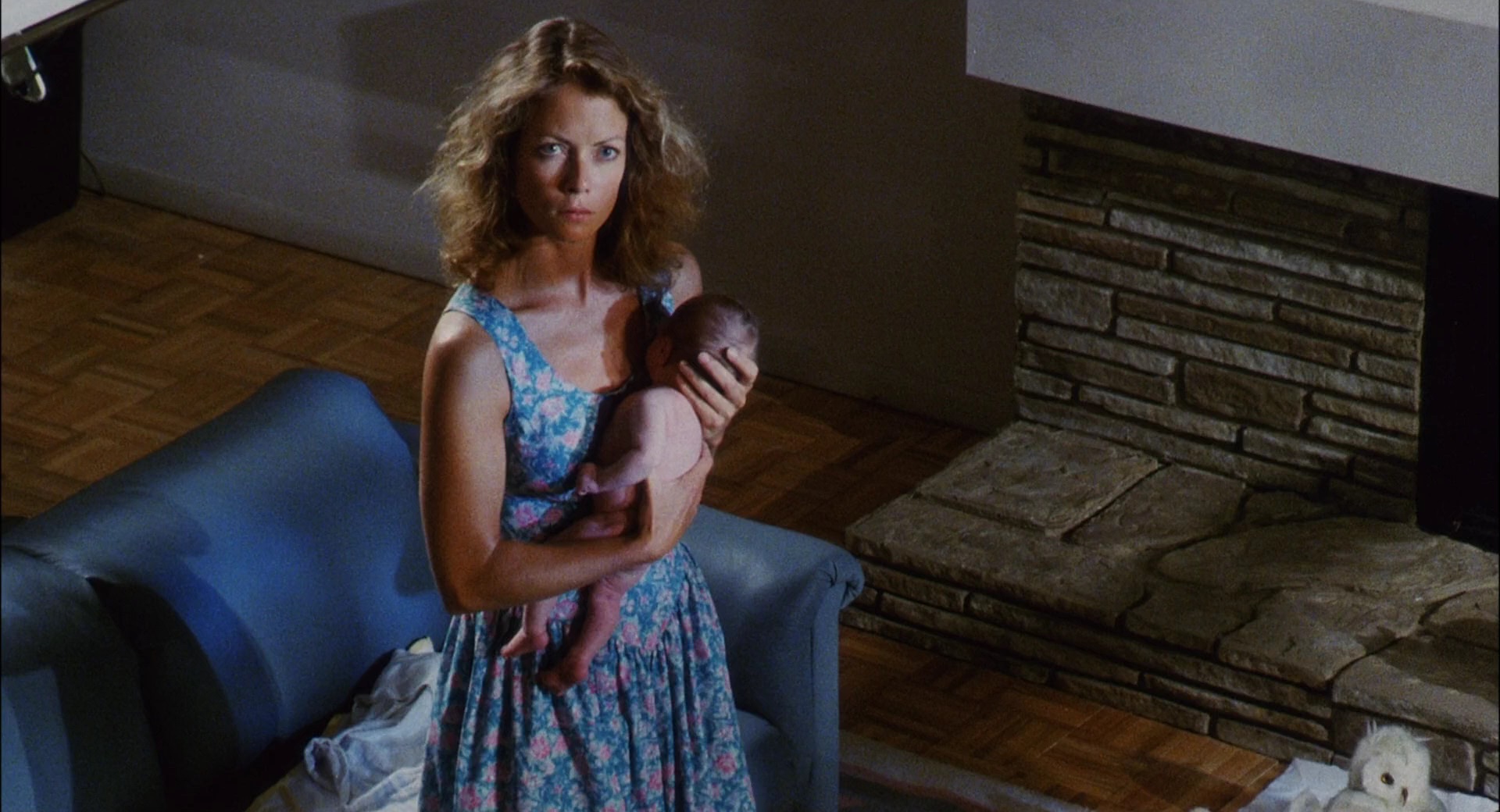 Jenny Seagrove as Carmilla, the sinister druidic babysitter in The Guardian (1990)