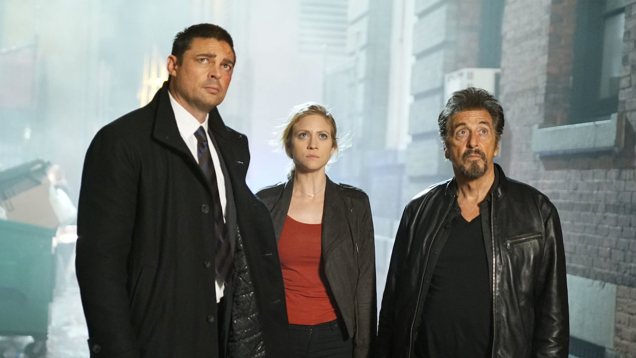 Karl Urban, Brittany Snow and Al Pacino in Hangman (2017)