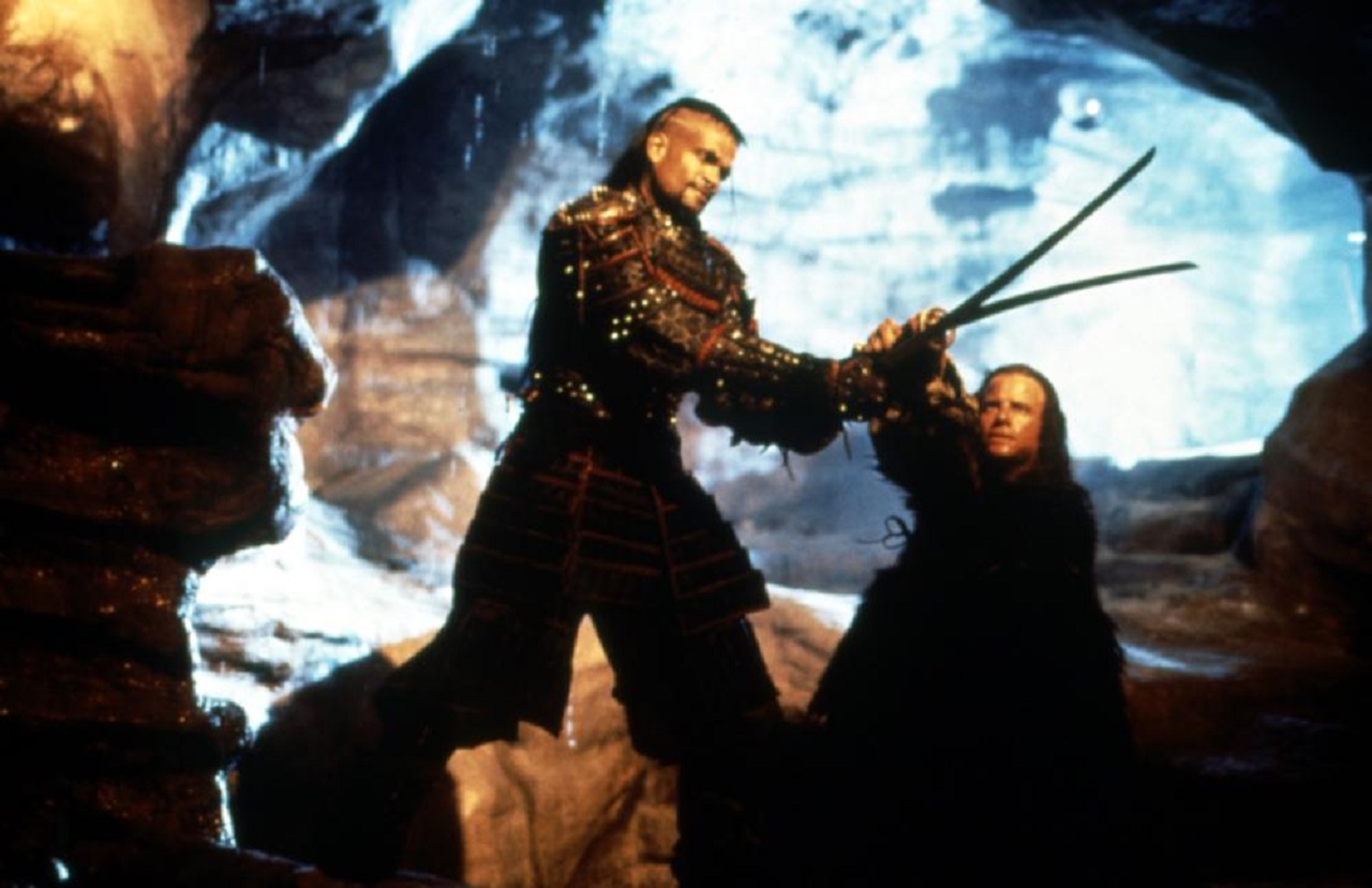 Immortals Kane (Mario Van Peebles) and Conner McLeod (Christopher Lambert) fight in Highlander III: The Sorcerer (1994)