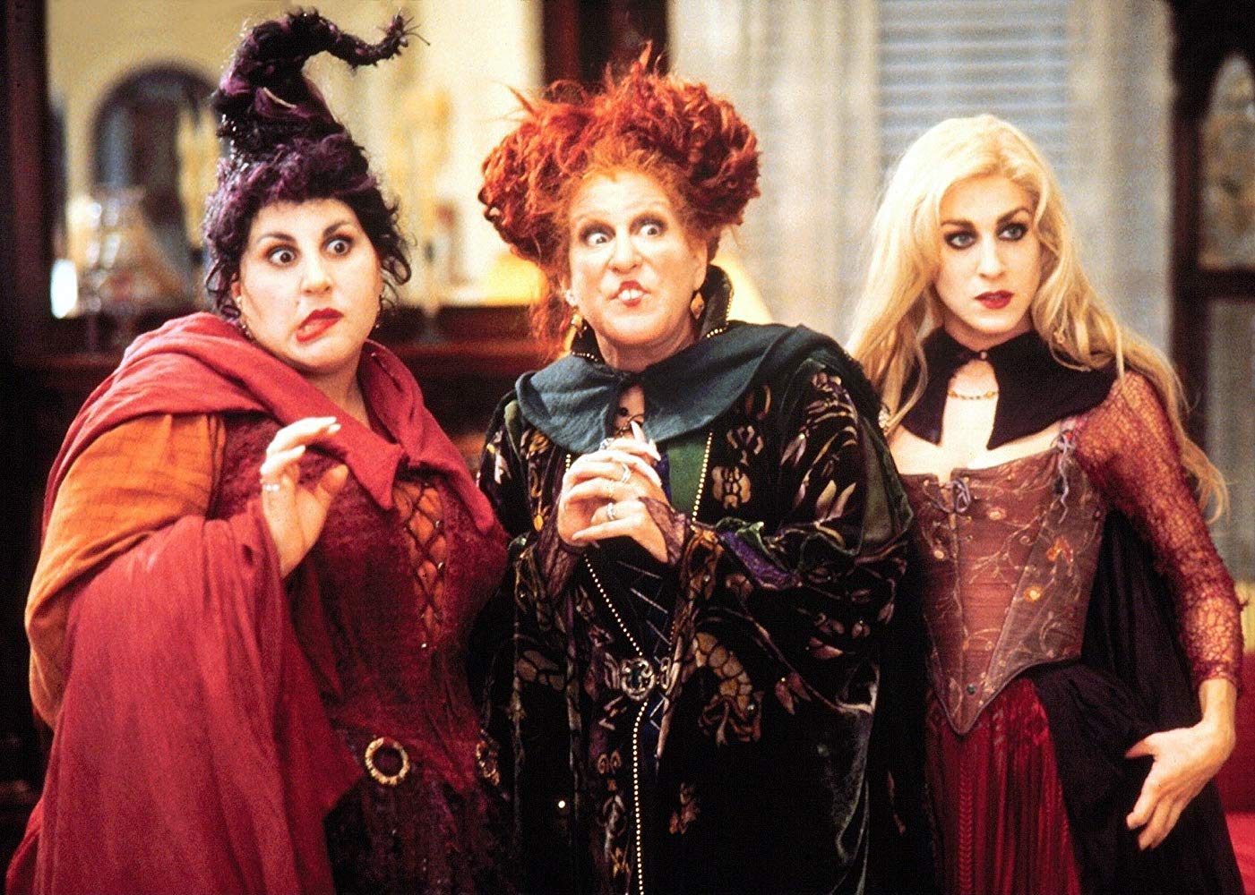 Kathy Najimy, Bette Midler and Sarah Jessica Parker in Hocus Pocus (1993)