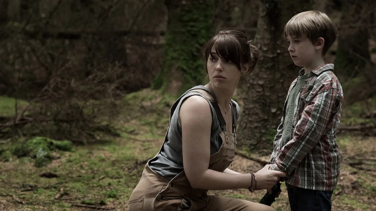 Seana Kerslake and son James Quinn Markey in The Hole in the Ground (2019)