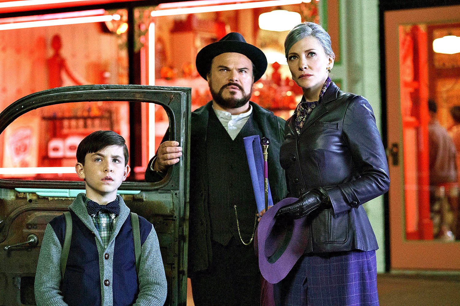 (l to r) Lewis Barnavelt (Owen Vaccaro), Uncle Jonathan (Jack Black) and Florence Zimmerman (Cate Blanchett) in The House With a Clock in Its Walls (2018)