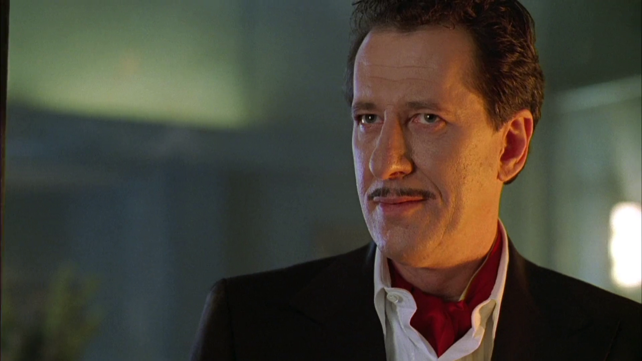 Geoffrey Rush as Steven Price in House on Haunted Hill (1999)