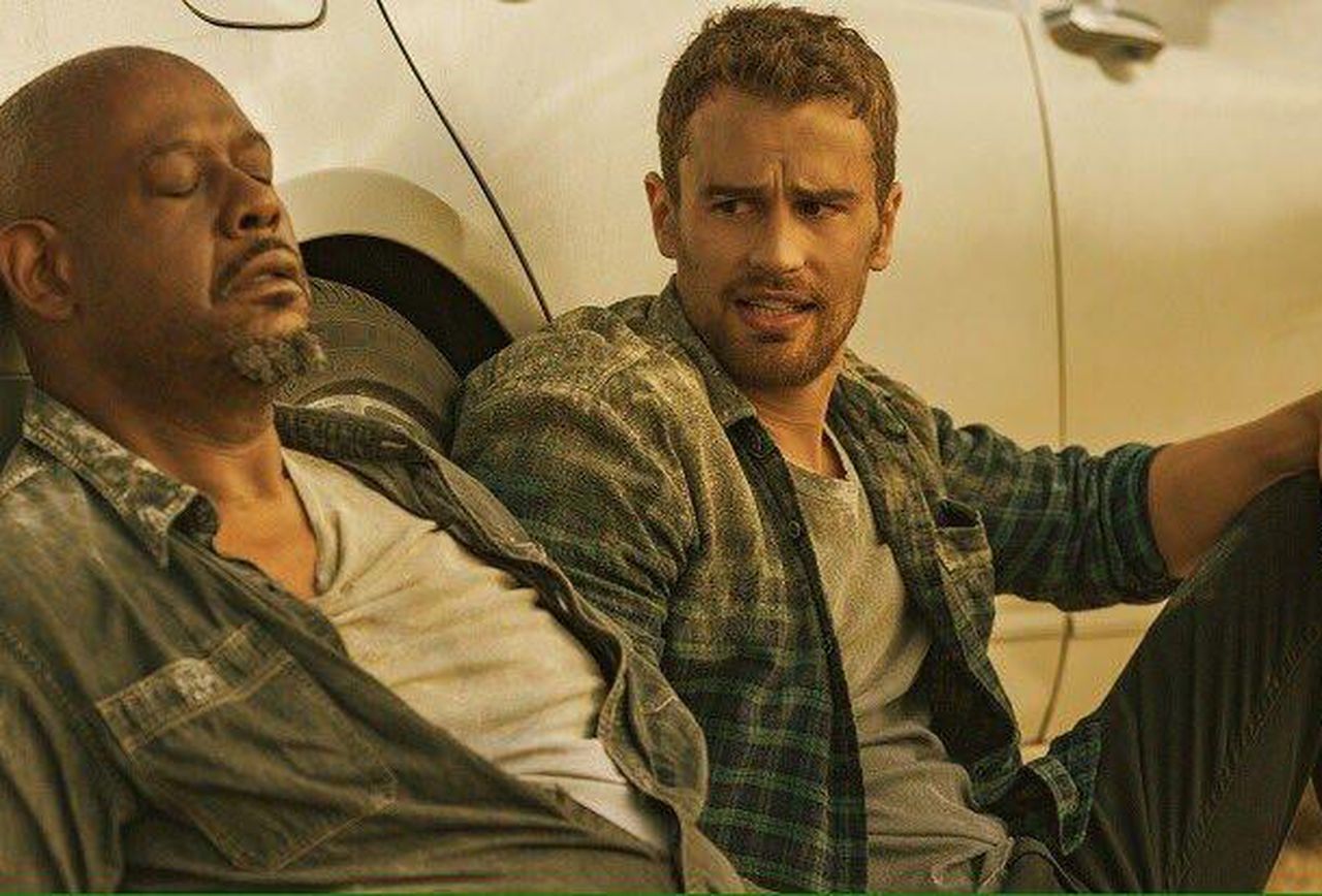 Theo James, Forest Whitaker in How It Ends (2018)