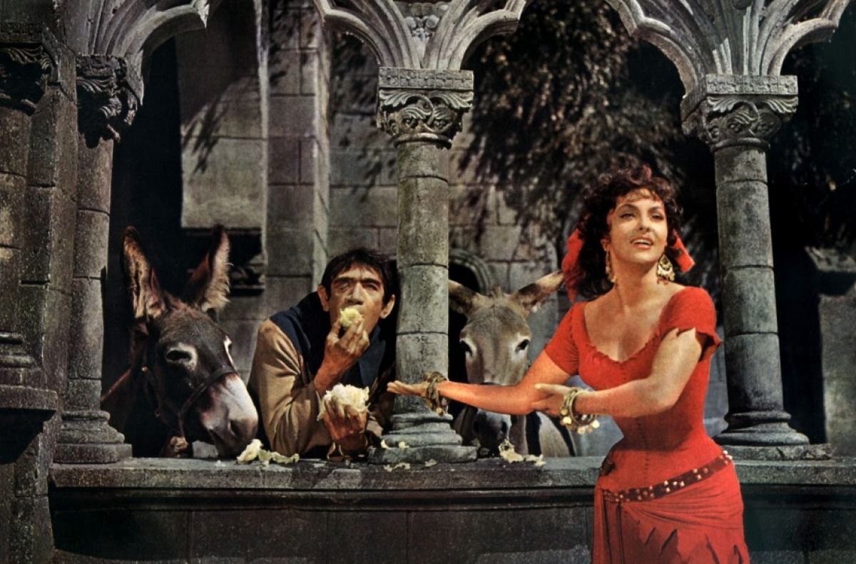 Quasimodo (Anthony Quinn) and Esmeralda (Gina Lollobrigida) in The Hunchback of Notre Dame (1956)