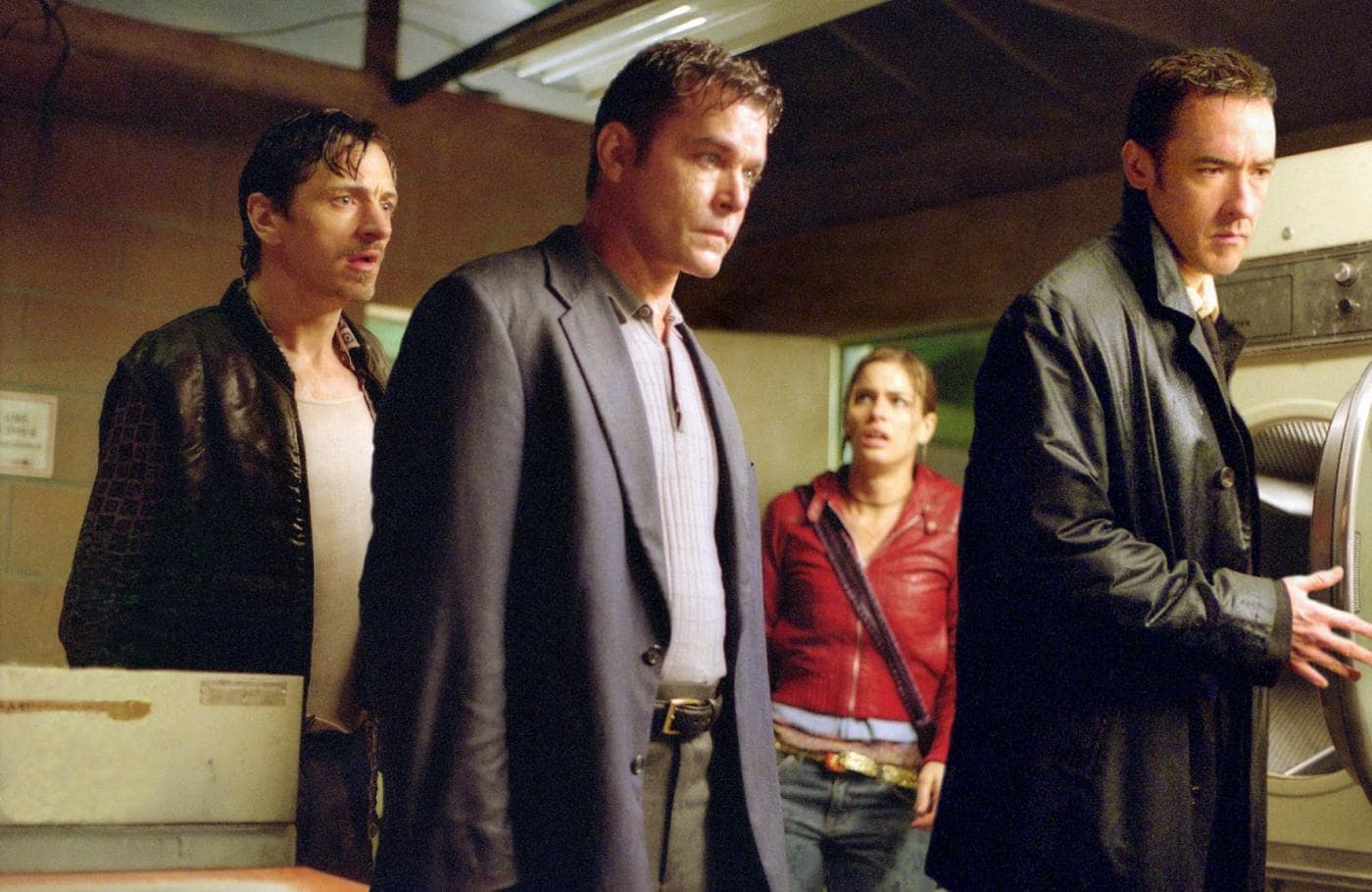 John Hawkes, Ray Liotta, Amanda Peet and John Cusack in Identity (2003)