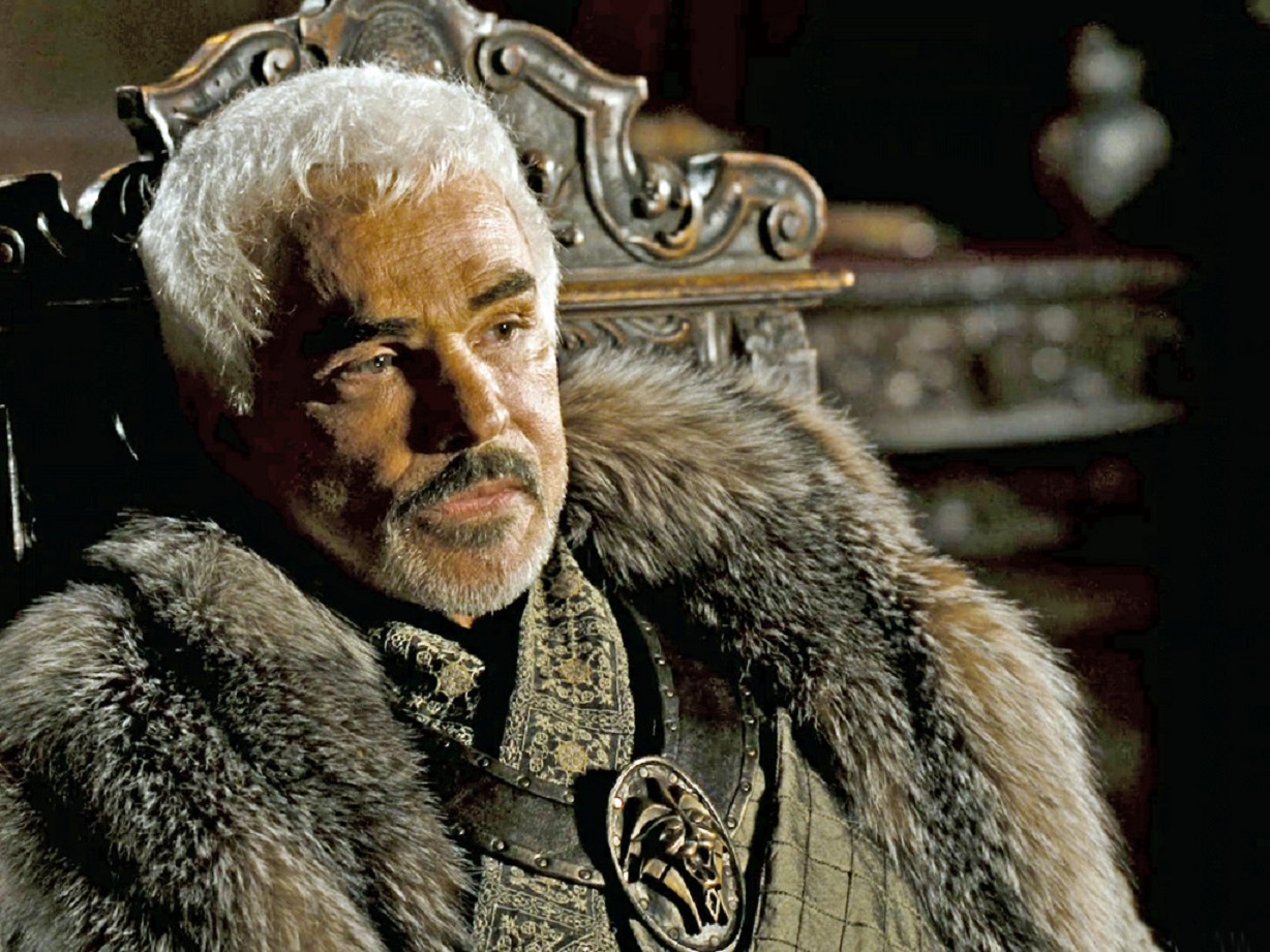 Burt Reynolds as the king in In the Name of the King: A Dungeon Siege Tale (2007)