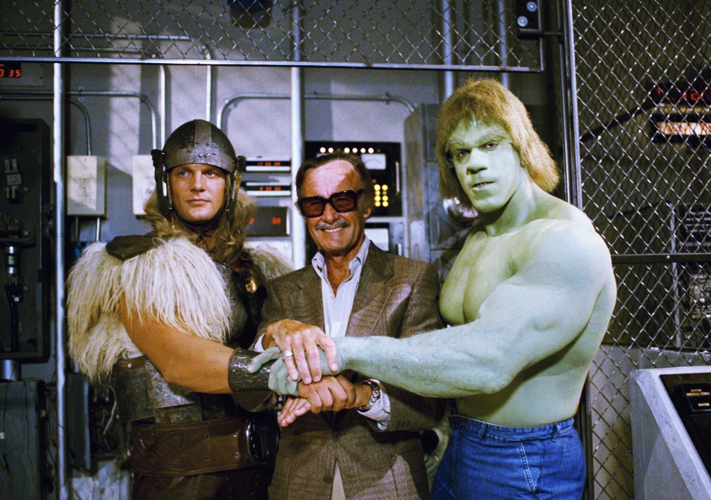 Set photo - meeting between Eric Kramer (as Thor), Marvel head Stan Lee and Lou Ferrigno as The Hulk in The Incredible Hulk Returns (1988)