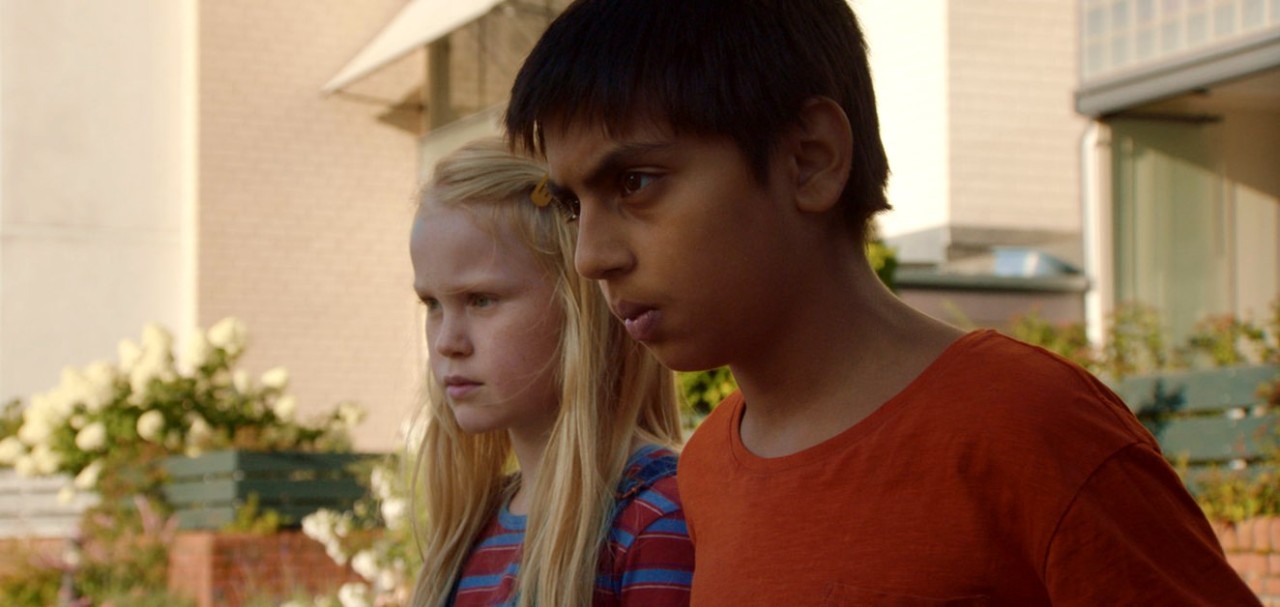 Ben (Sam Ashraf) and Ida (Rakel Lenora Fløttum) in The Innocents (2021)