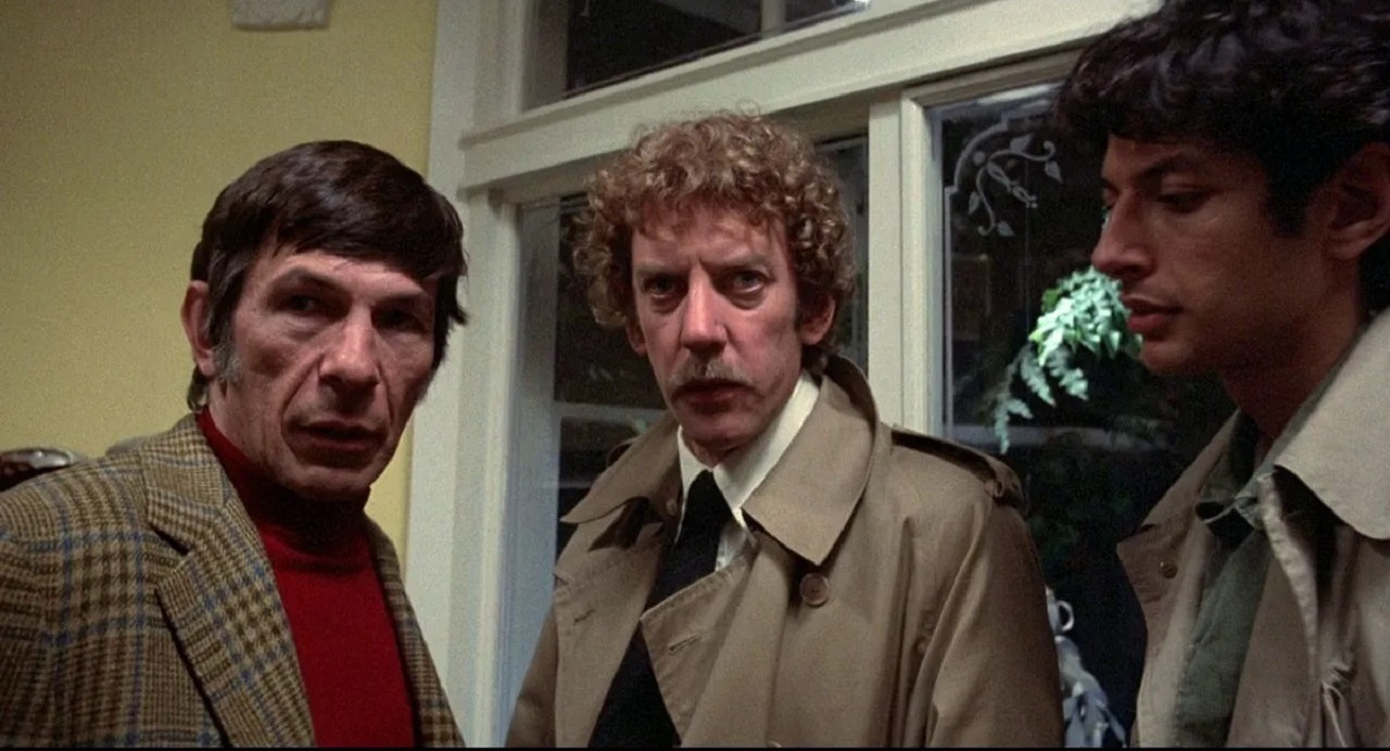 Leonard Nimoy, Donald Sutherland and Jeff Goldblum in Invasion of the Body Snatchers (1978)