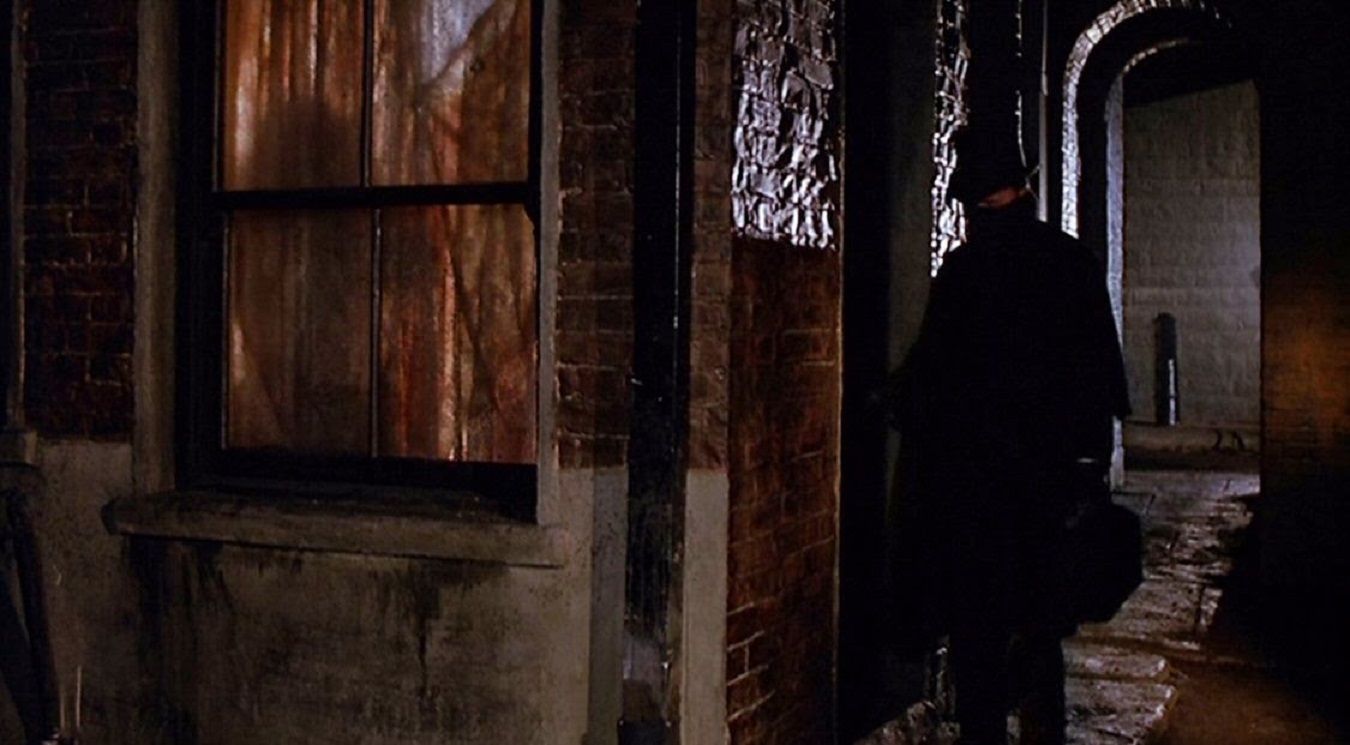 The Ripper stalks Whitechapel in Jack the Ripper (1988)