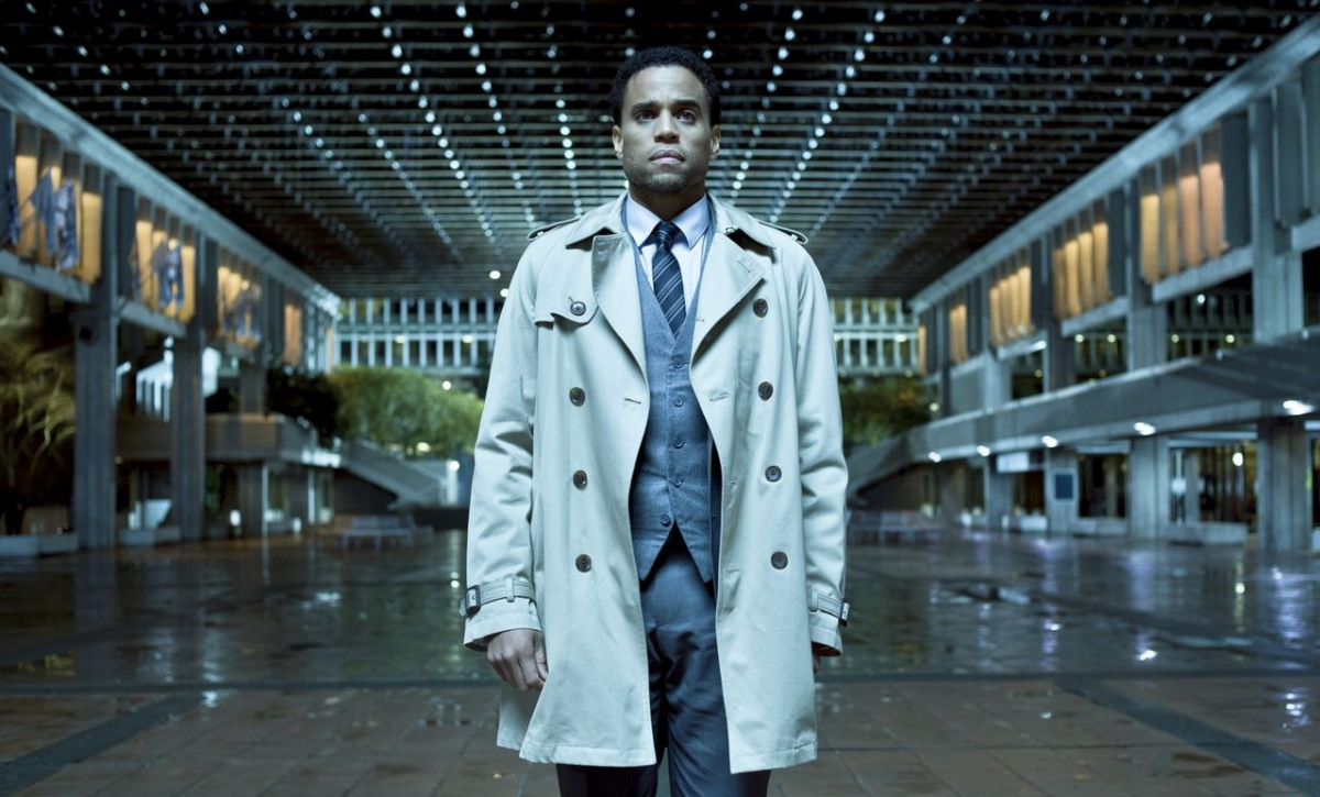 Michael Ealy as Jacob in the midst of a series of reality-blurring hallucinations in Jacob's Ladder (2019)